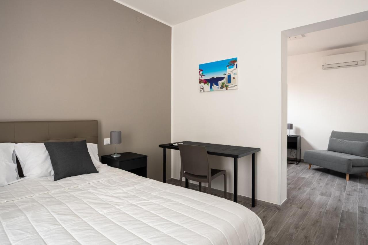 Le Cinque Stanze Palermo Room&Breakfast エクステリア 写真