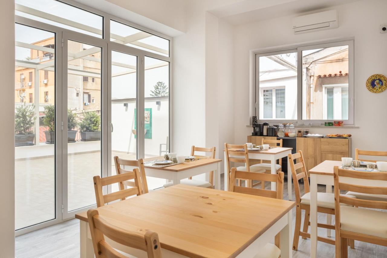 Le Cinque Stanze Palermo Room&Breakfast エクステリア 写真