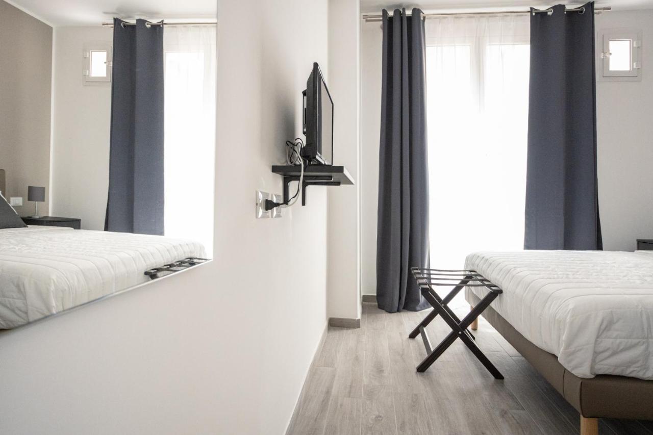 Le Cinque Stanze Palermo Room&Breakfast エクステリア 写真