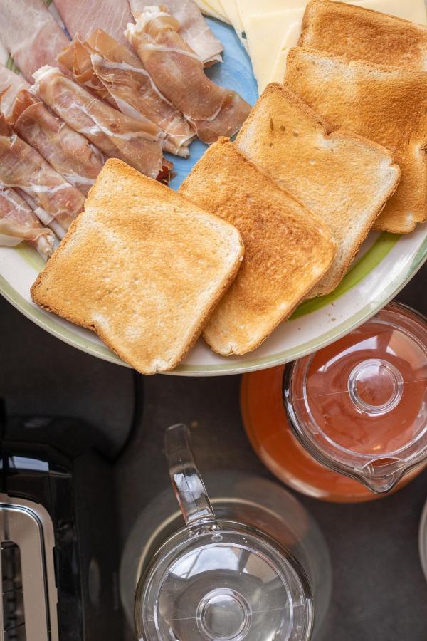 Le Cinque Stanze Palermo Room&Breakfast エクステリア 写真