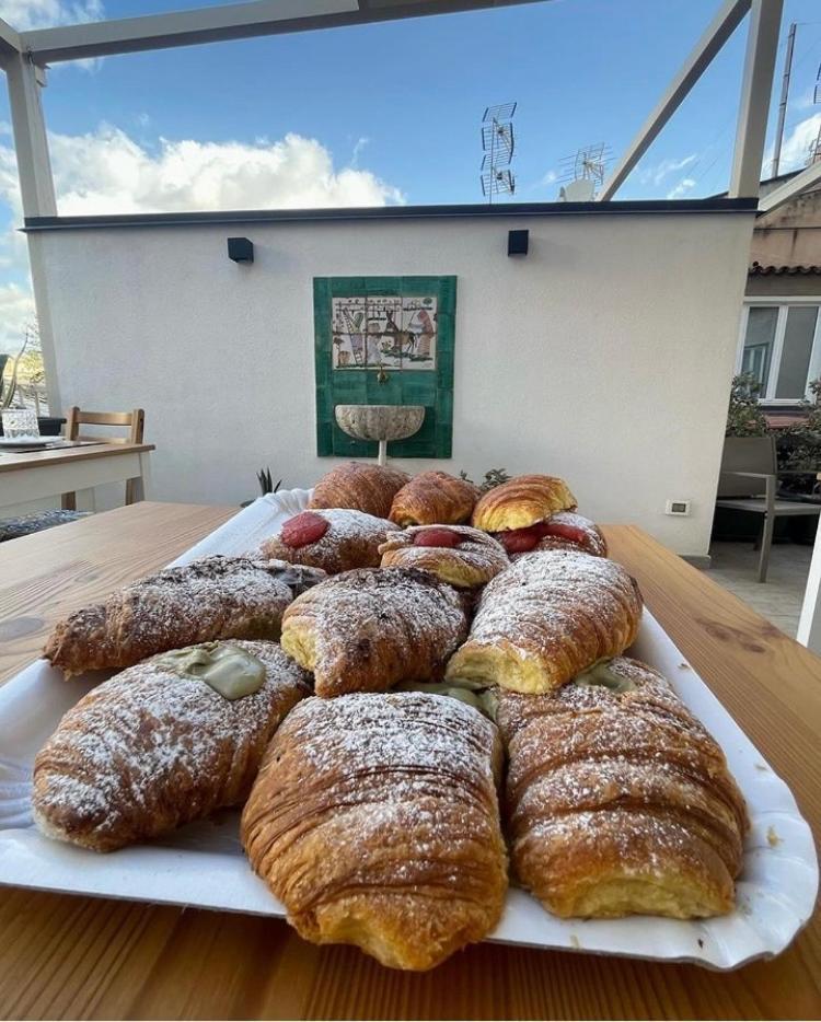 Le Cinque Stanze Palermo Room&Breakfast エクステリア 写真